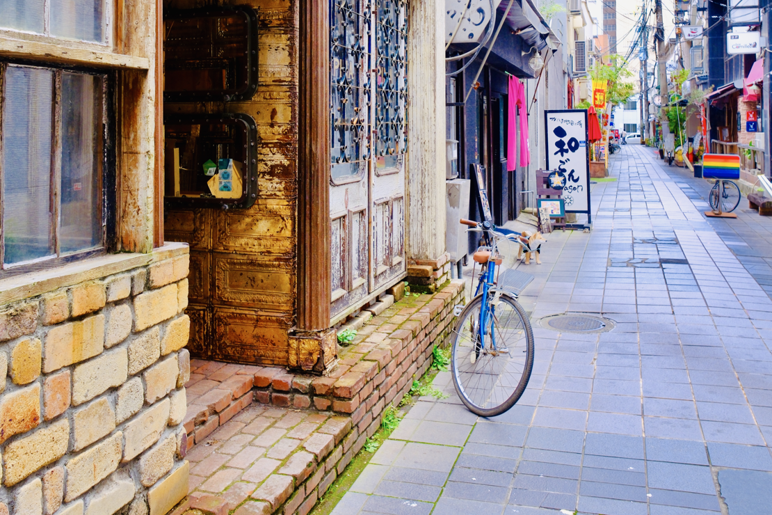 B. グルメ通り-1