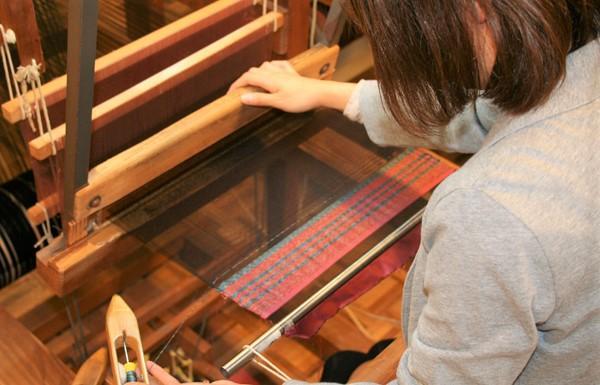 大島紬の手織り体験-1