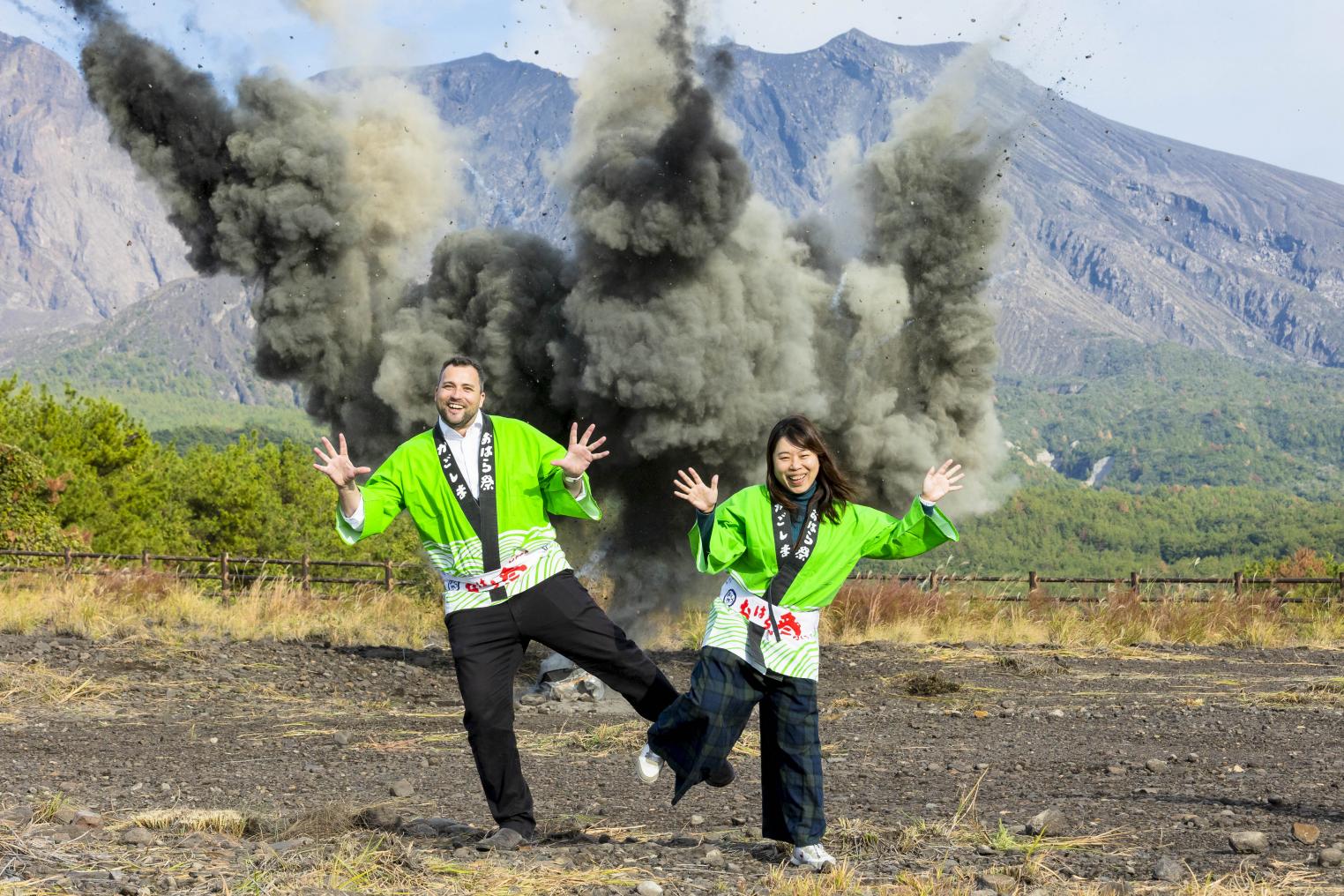 Explosion x Explosion! Photography tour with the active volcano Sakurajima in the background-3
