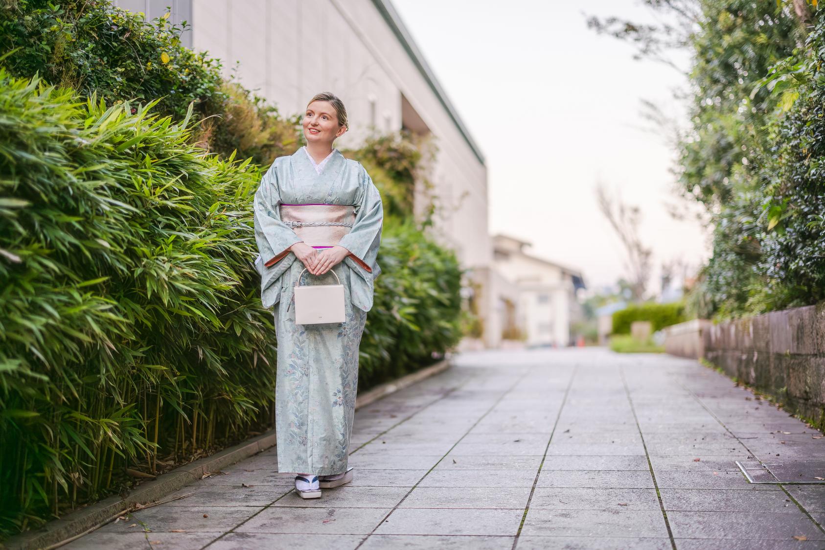 大島紬を着て、ライトアップされた歴史と文化の道を散策-0