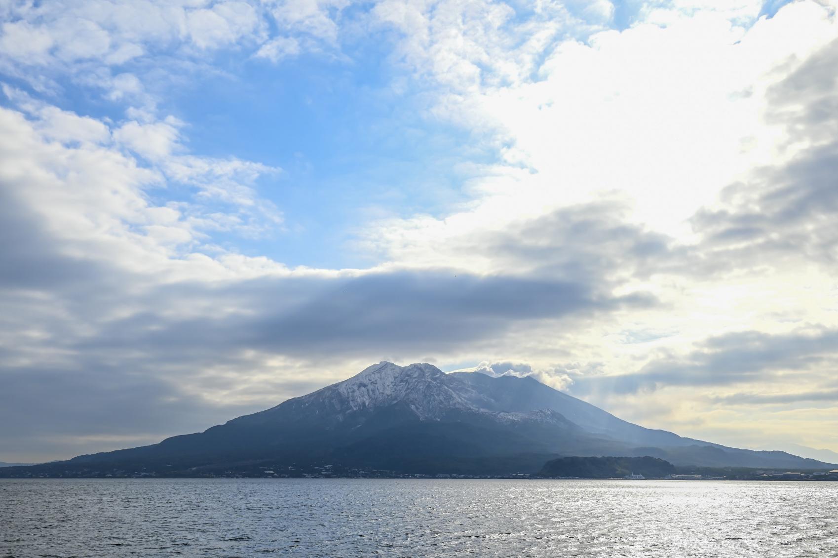 Travel to active volcano Sakurajima to feel the breathing of the earth-1