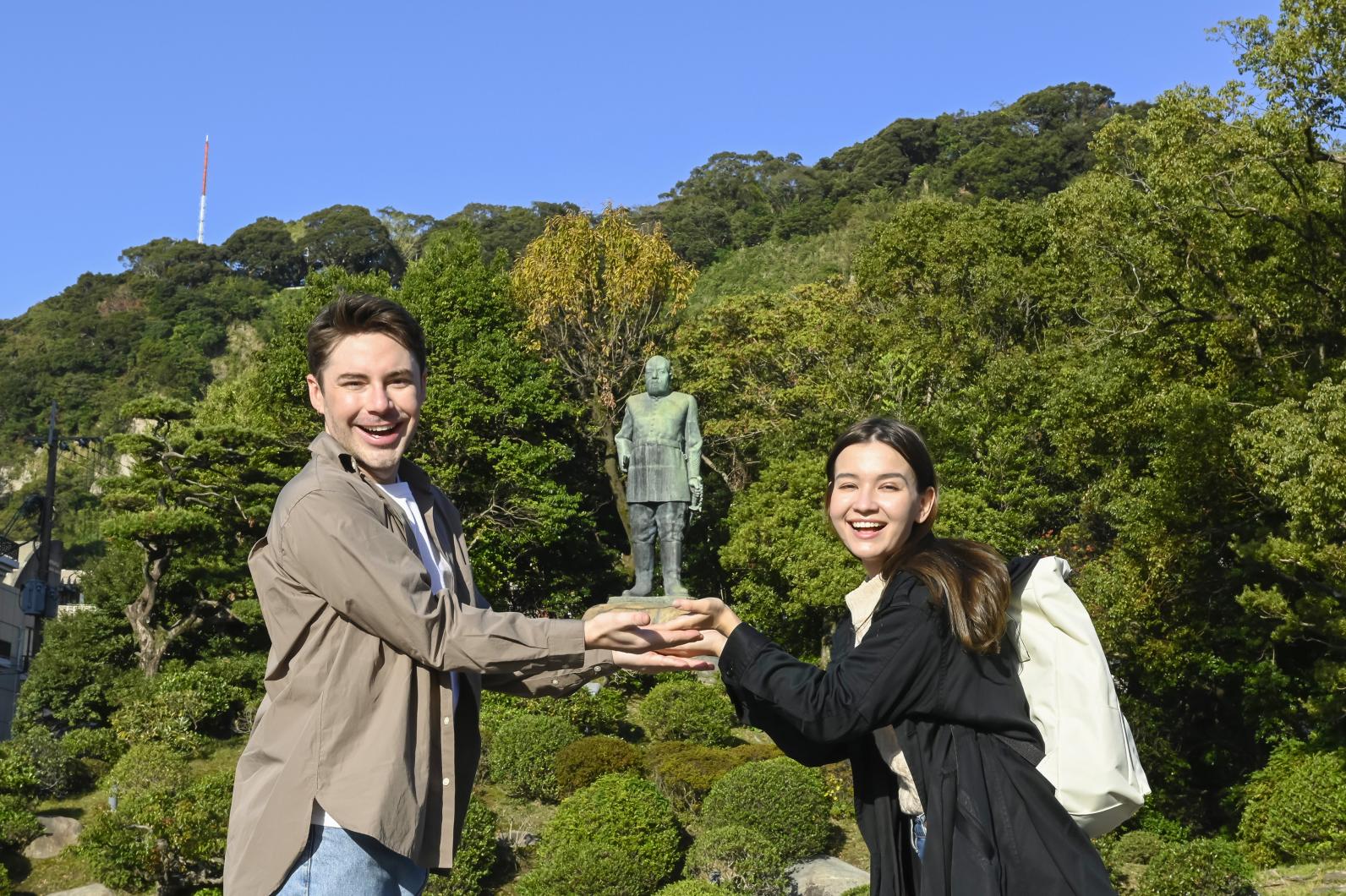 Bronze statue of Saigo Takamori-4