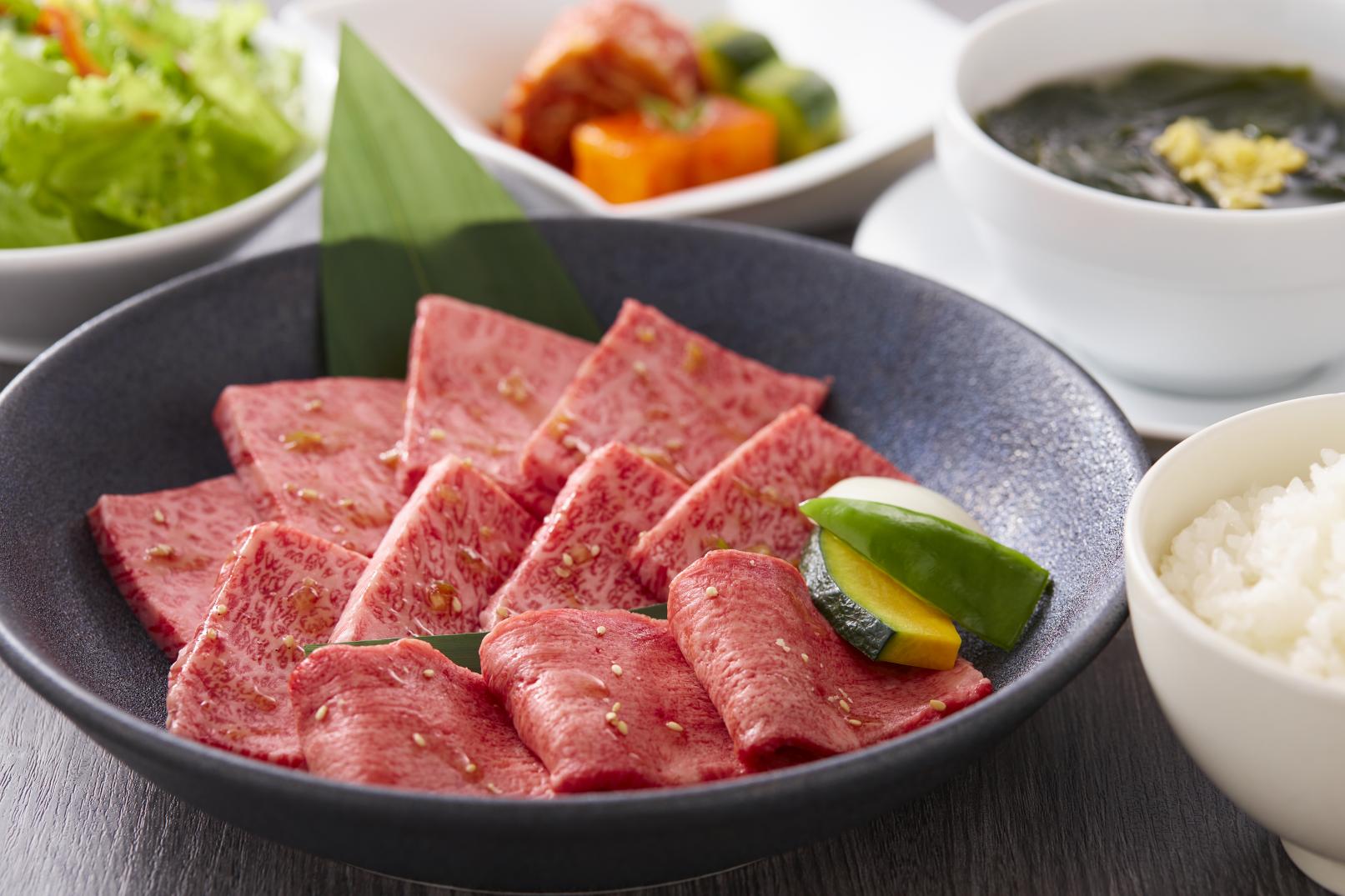 焼肉なべしま 与次郎本店 | グルメ・カフェ | 【公式】鹿児島市の観光