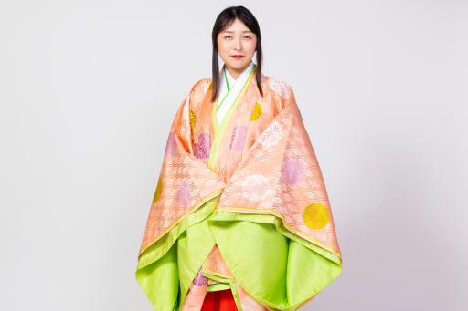 Sengan-en - Trying on traditional clothing-0